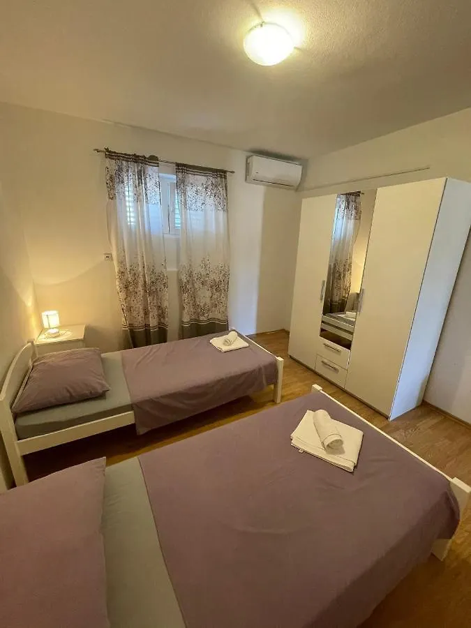 Demer Sweet Dreams Apartment Split